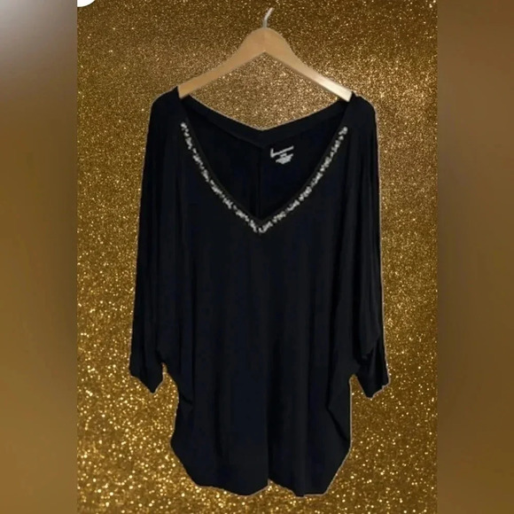 Women’s Plus Size 26/28‎ Black V Neck Tunic Top Jewels Stretch Dolman Whimsigoth - Picture 3 of 12